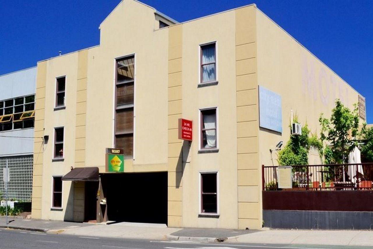City East Motel Melbourne Exteriör bild