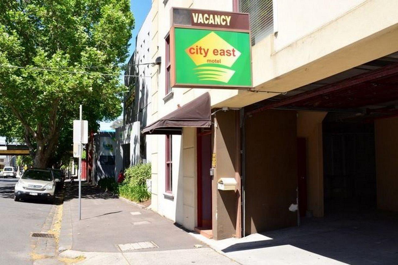 City East Motel Melbourne Exteriör bild