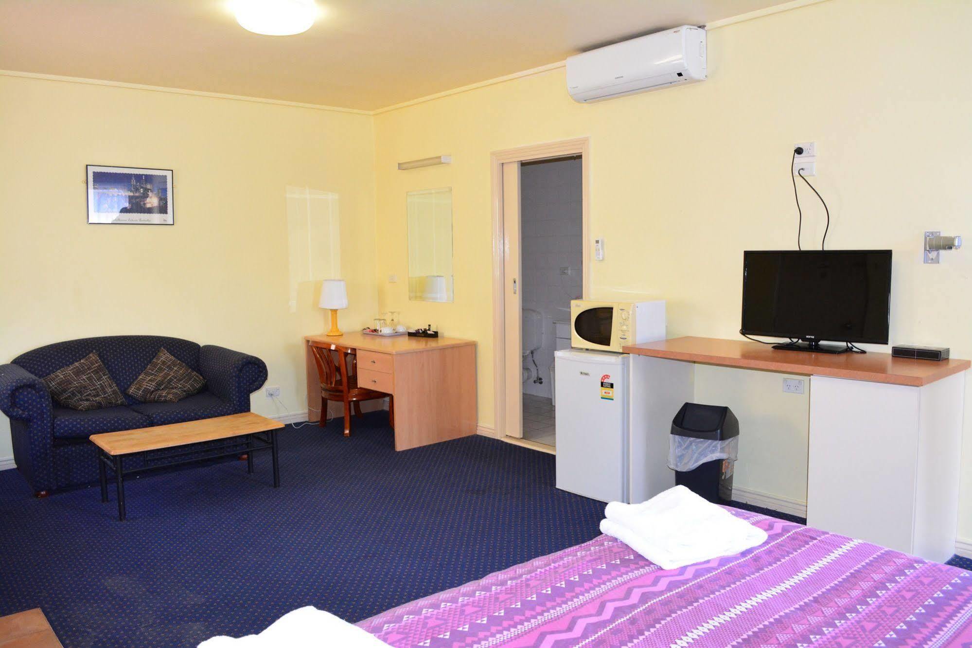 City East Motel Melbourne Exteriör bild